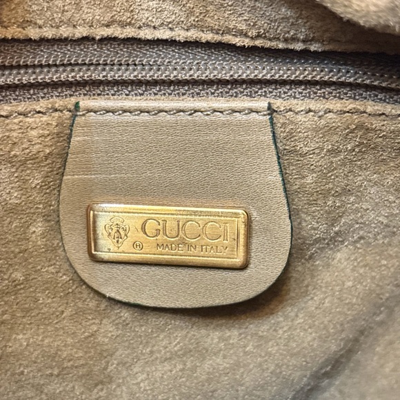 Vintage Gucci Pistachio Green Leather Hobo Bag - Picture 12 of 16